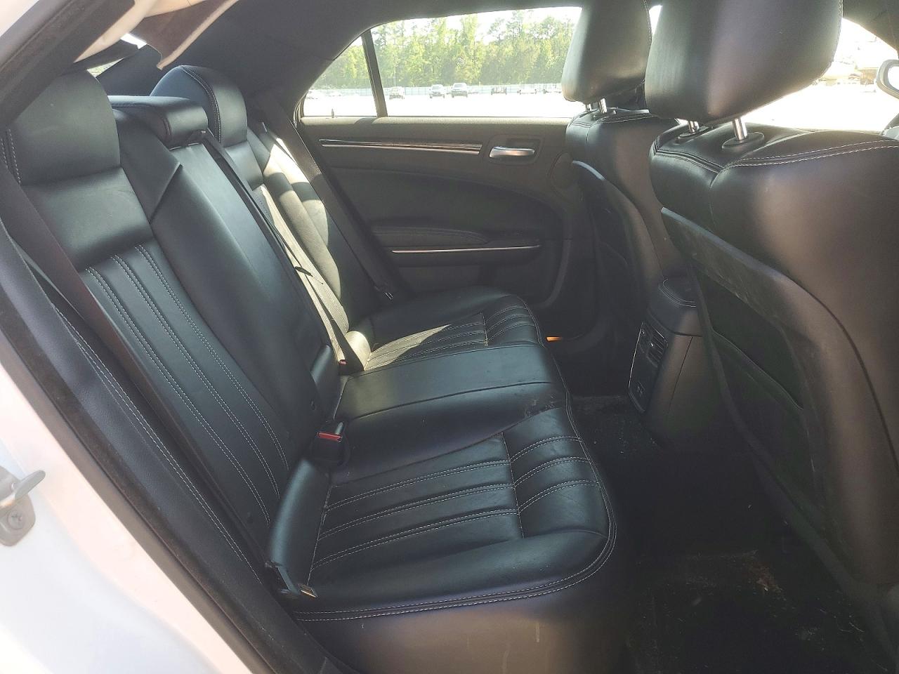 Chrysler 300 S