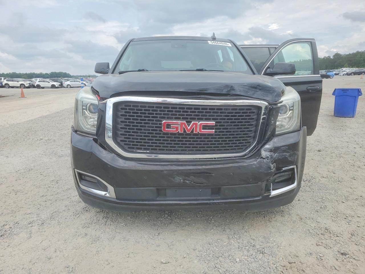 GMC Yukon C1500 Slt