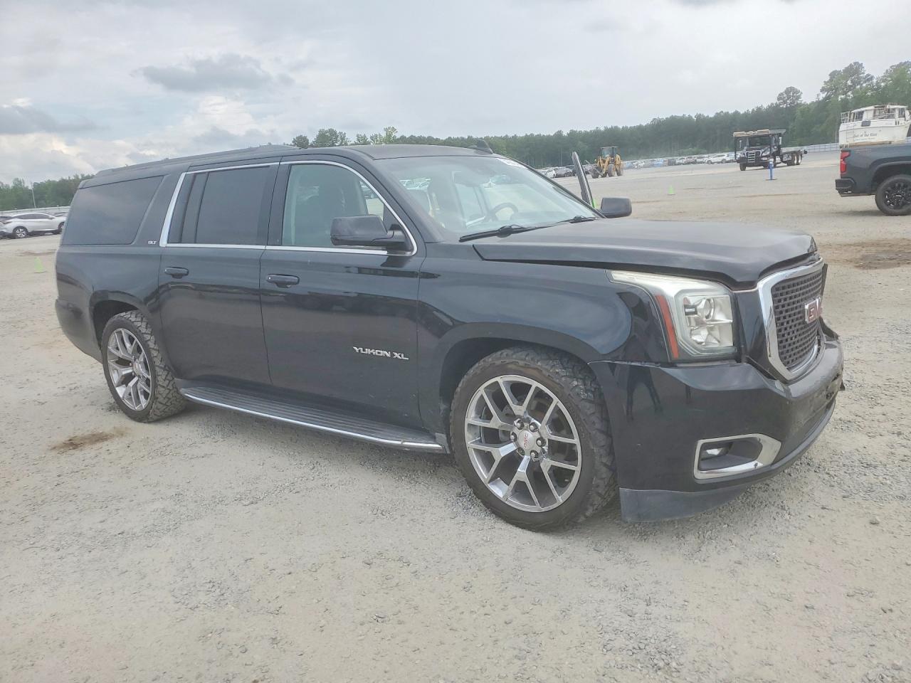 GMC Yukon C1500 Slt