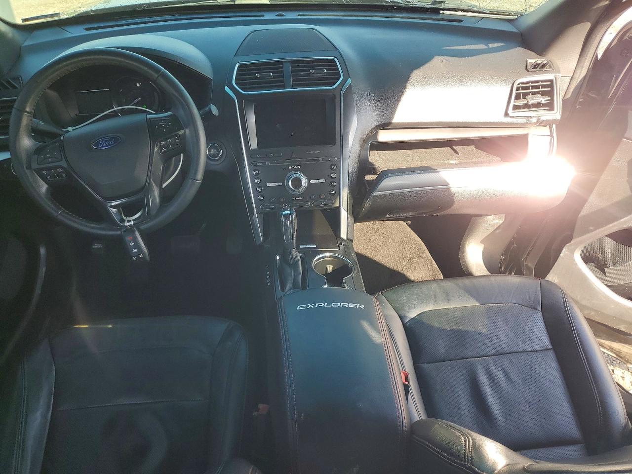 Ford Explorer Sport