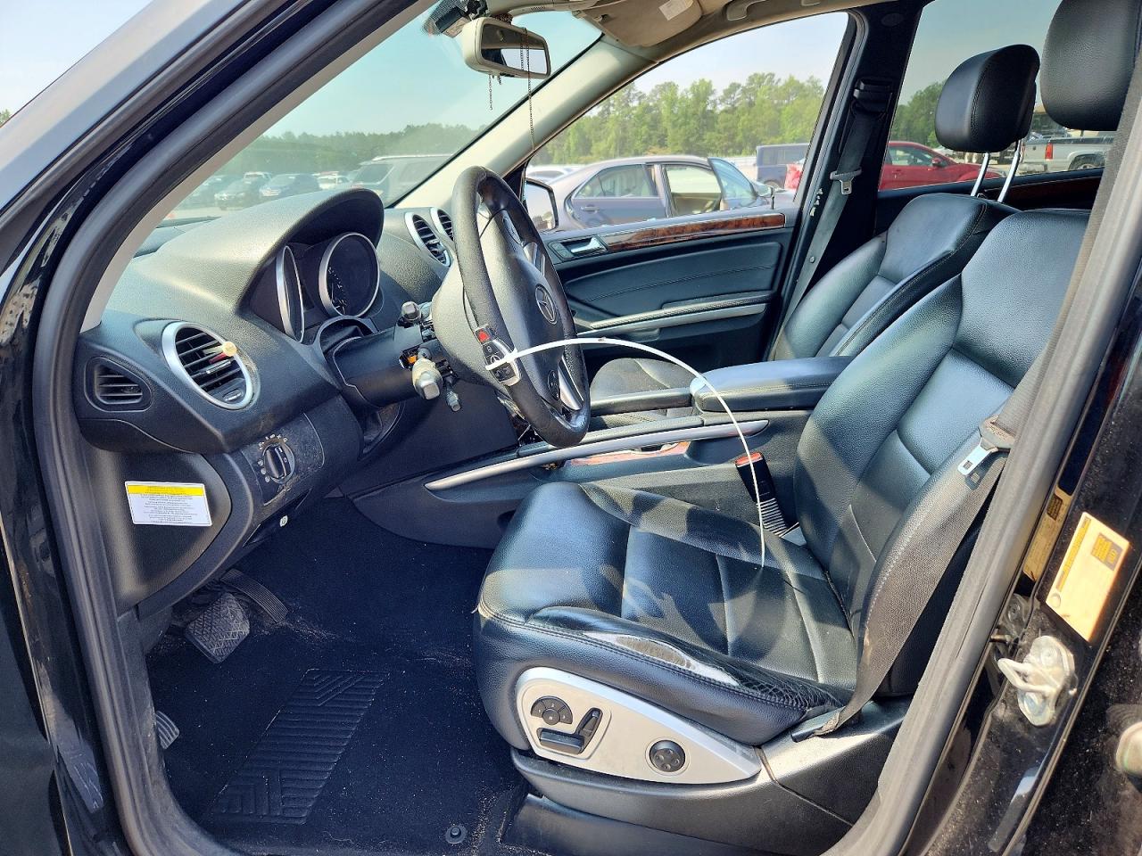 Mercedes-Benz M-Class 350
