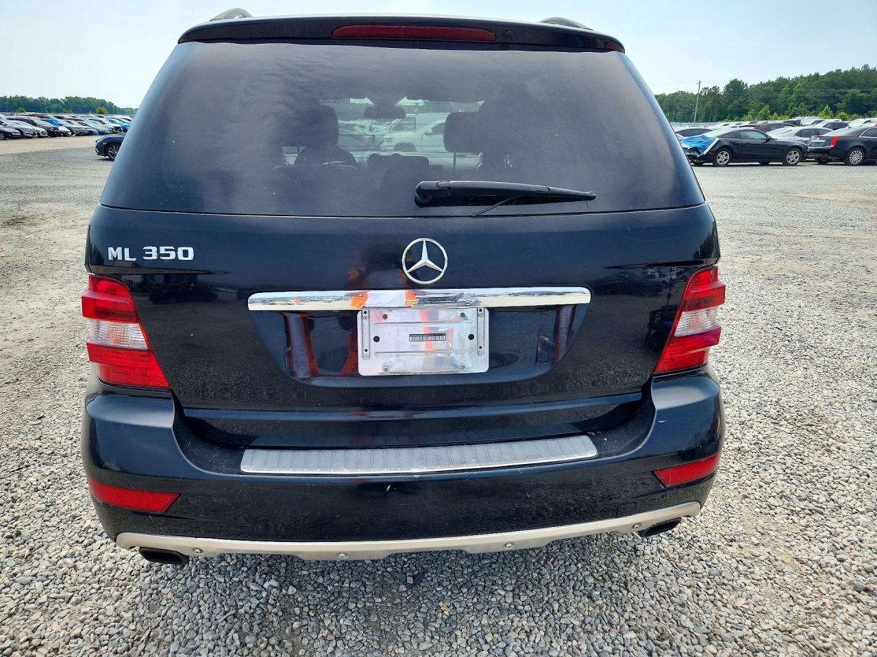 Mercedes-Benz M-Class 350