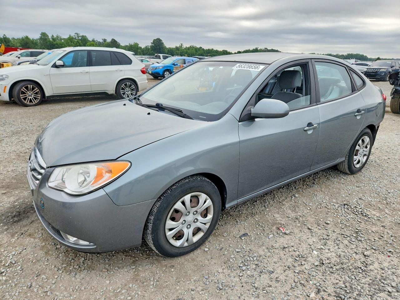 Salvage Hyundai ELANTRA Image