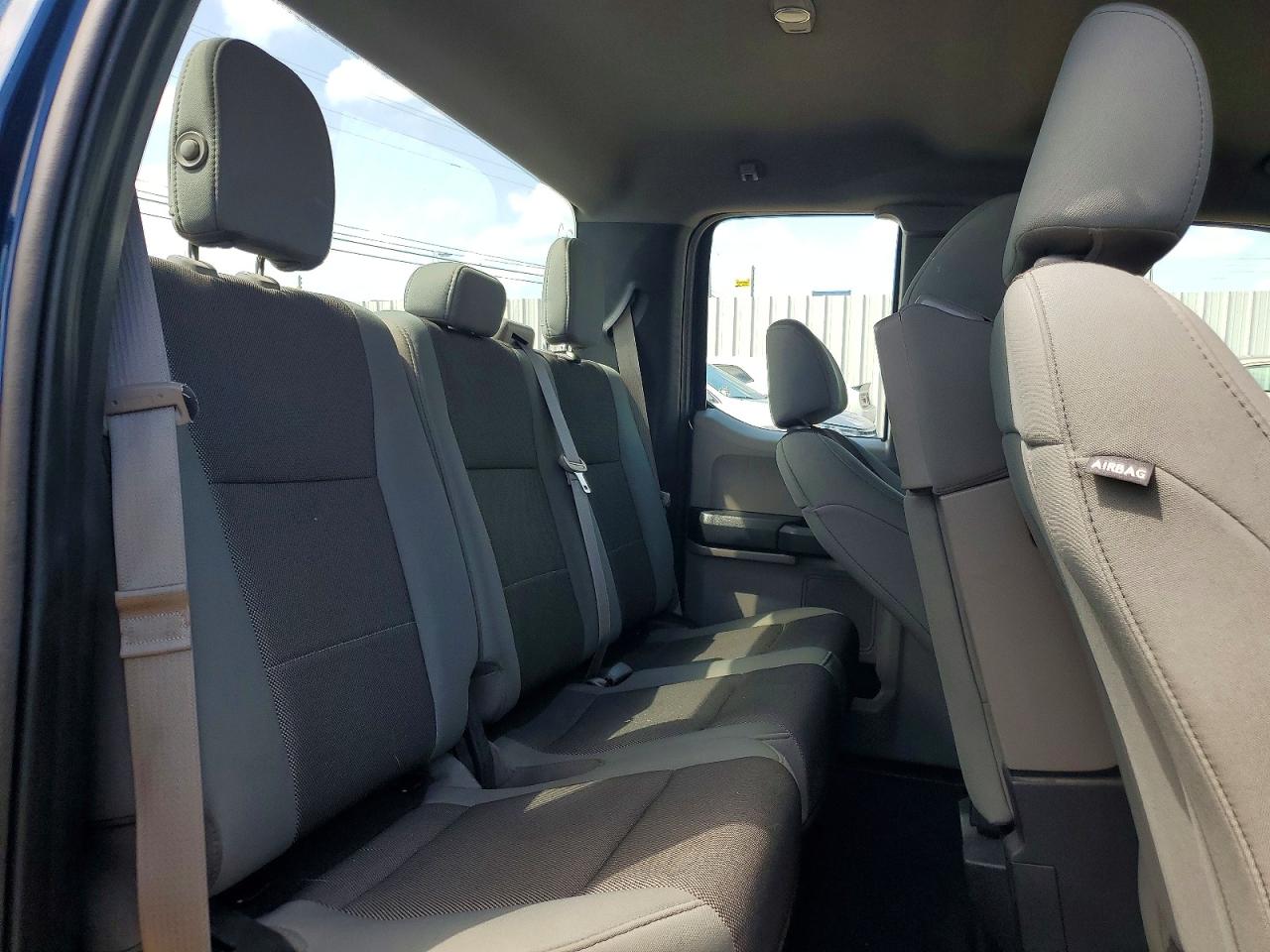Ford F-150 Super Cab