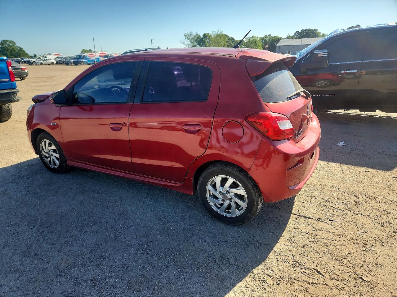 Mitsubishi Mirage Se