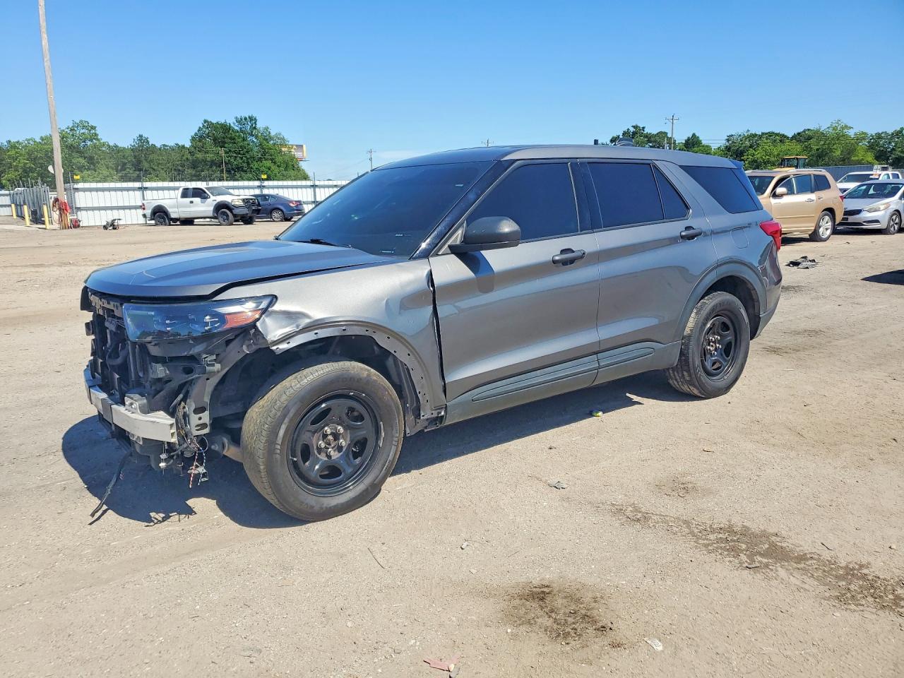 Salvage Ford Explorer Image