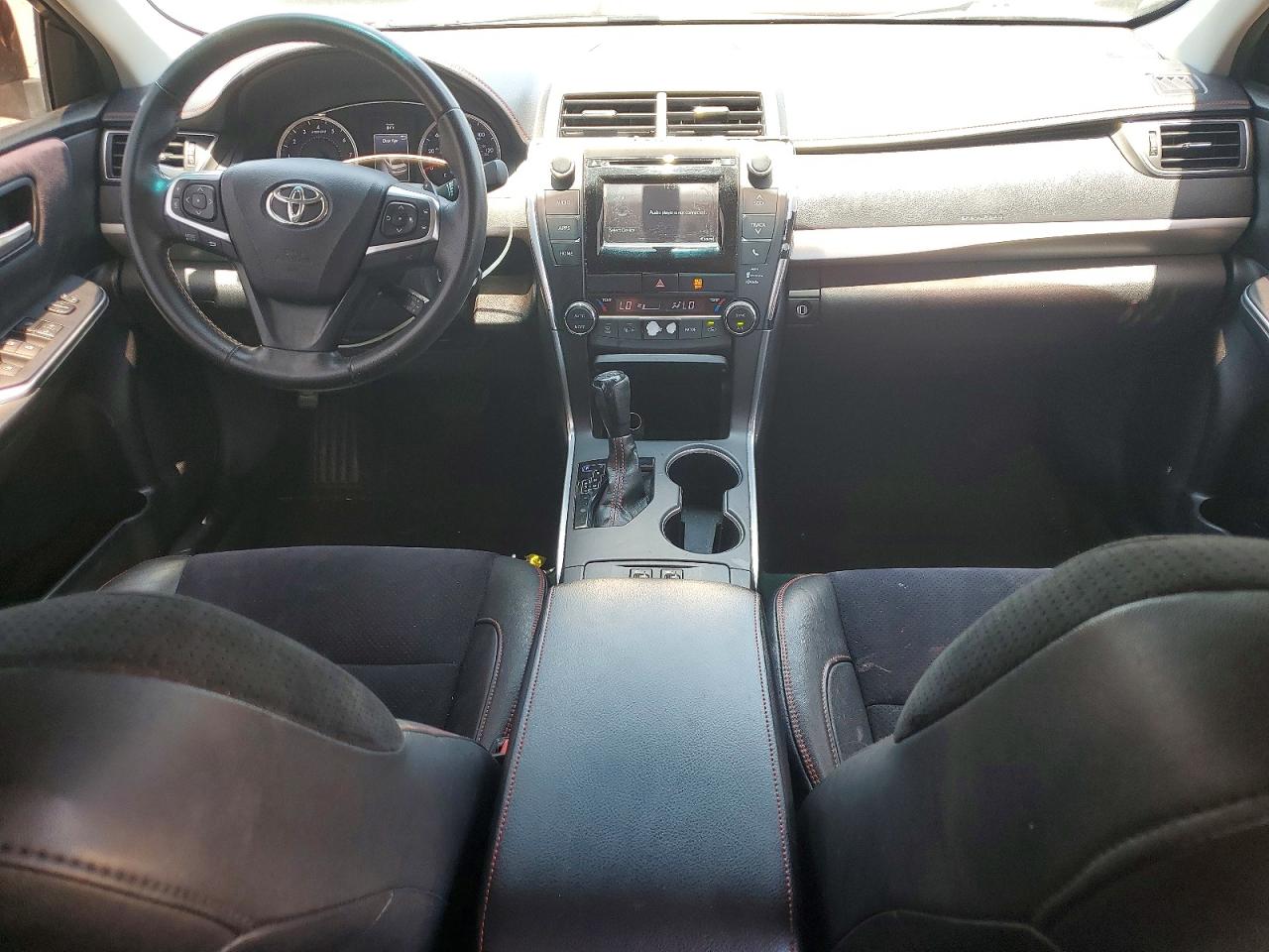 Toyota Camry Xse