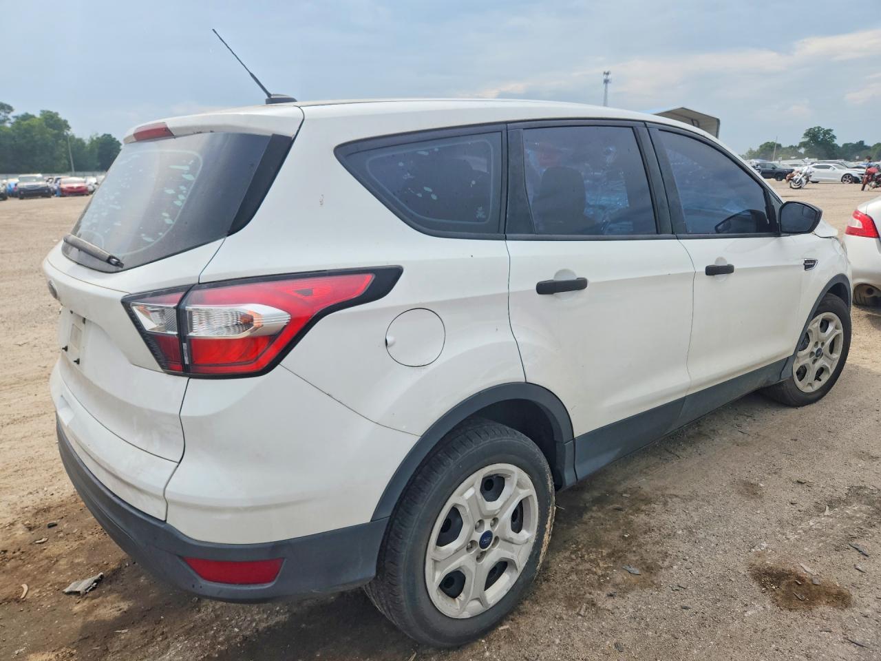 Ford Escape S