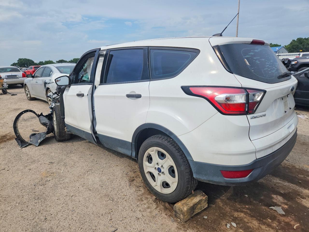 Ford Escape S