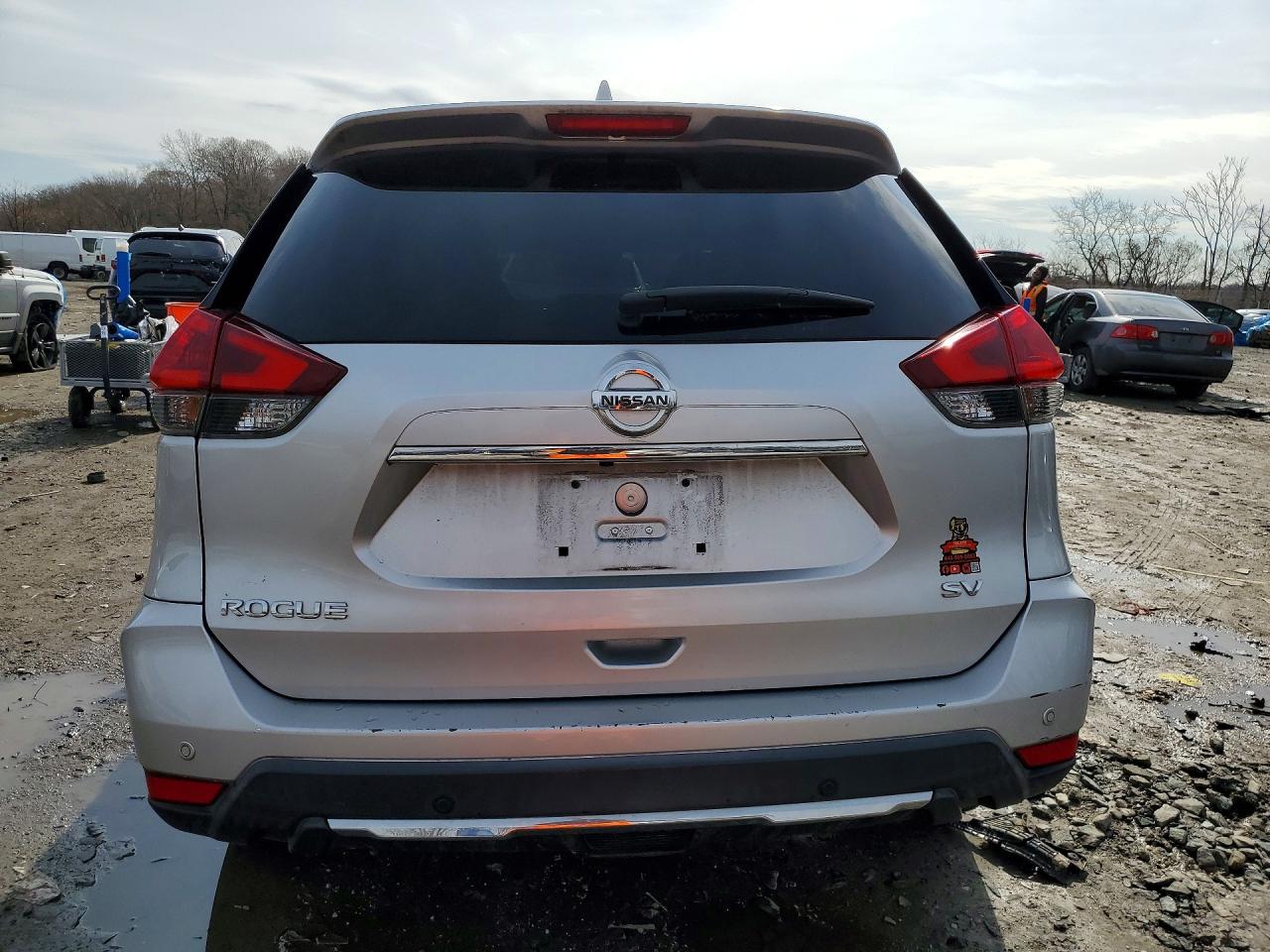 Nissan Rogue Sv