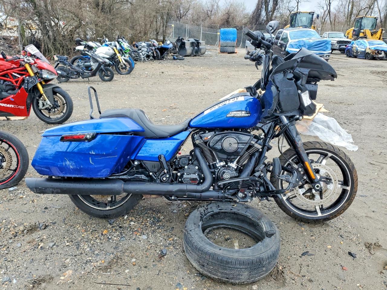 Salvage Harley-Davidson Fl Image