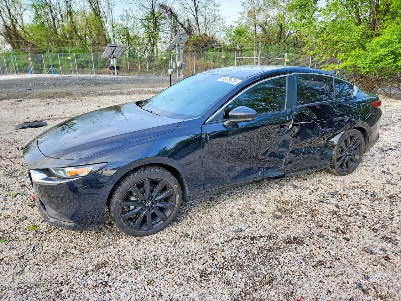 Salvage Mazda Mazda3 Image