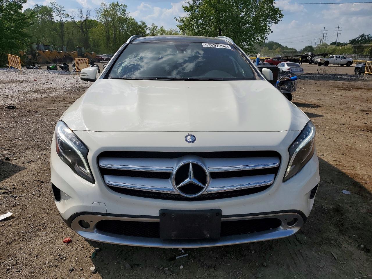 Mercedes-Benz GLA 250