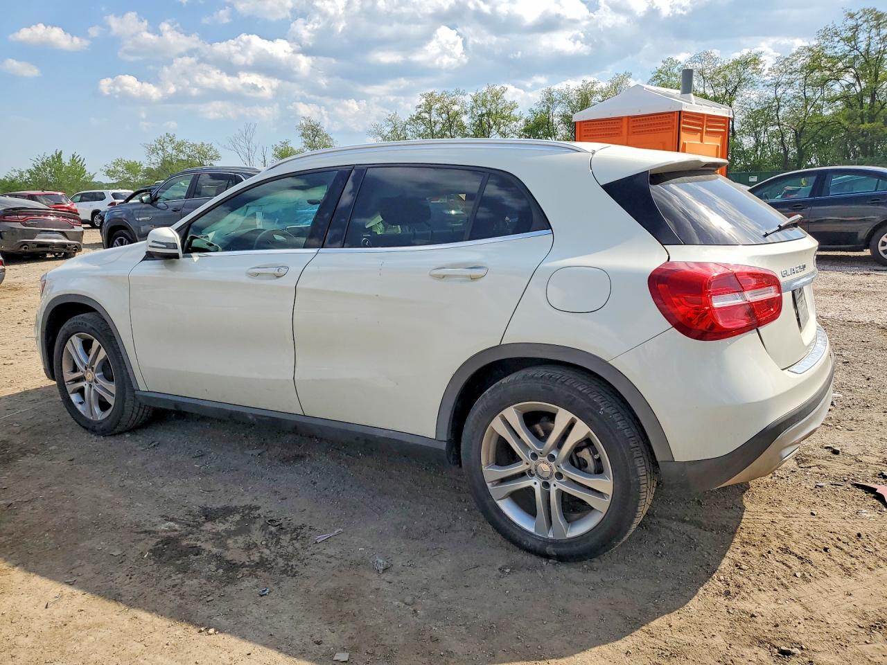 Mercedes-Benz GLA 250