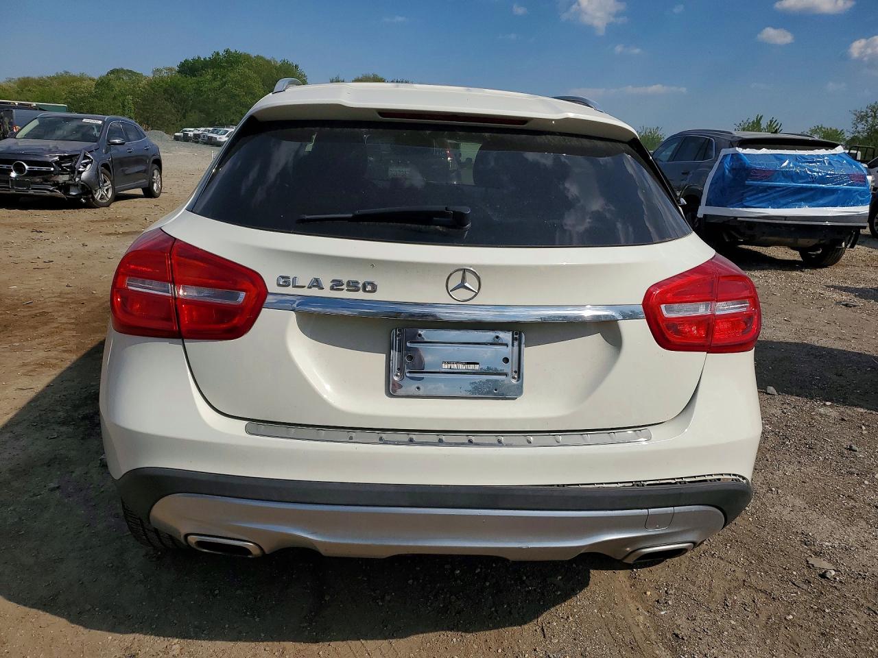 Mercedes-Benz GLA 250