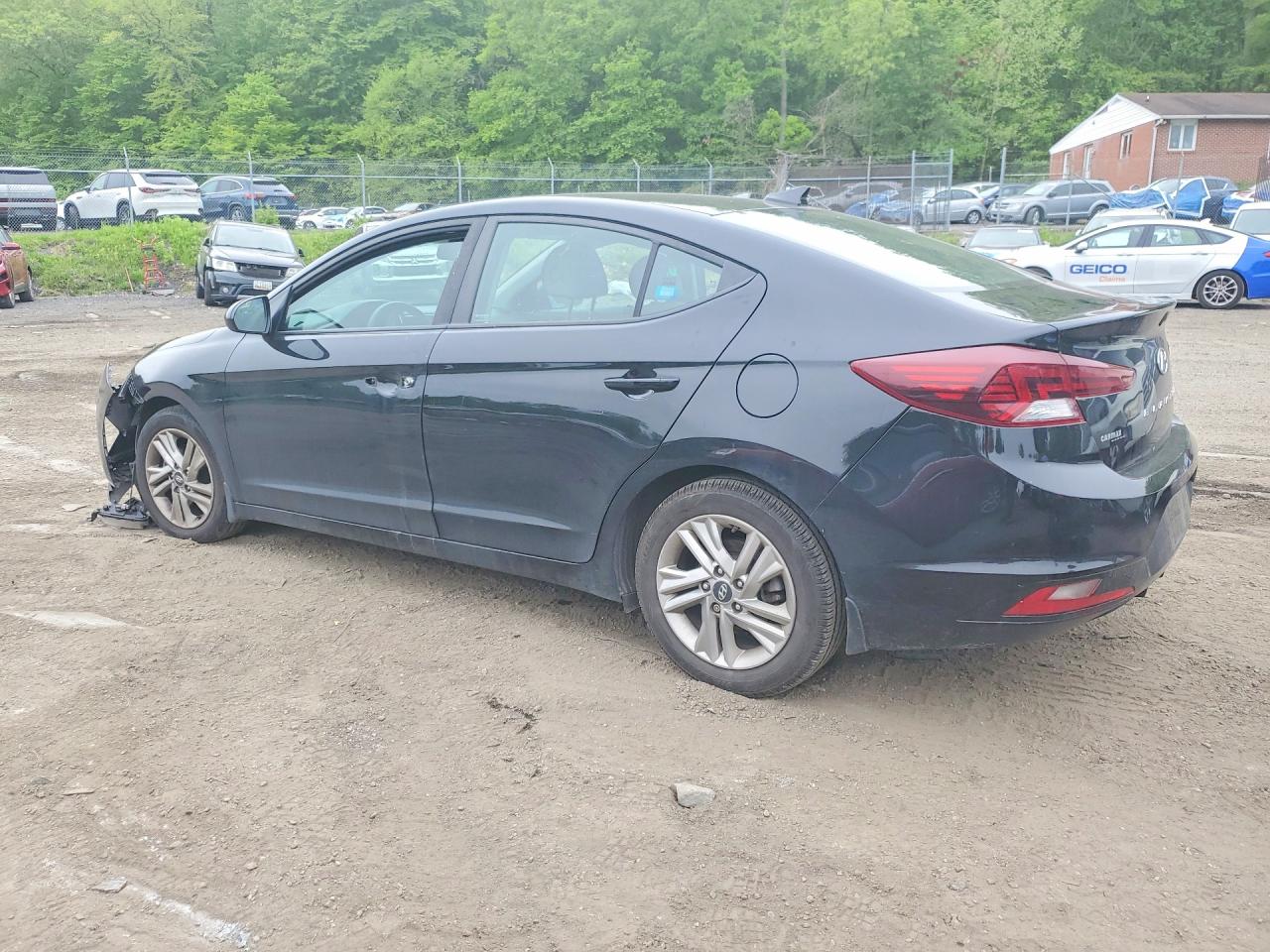 Hyundai ELANTRA Sel