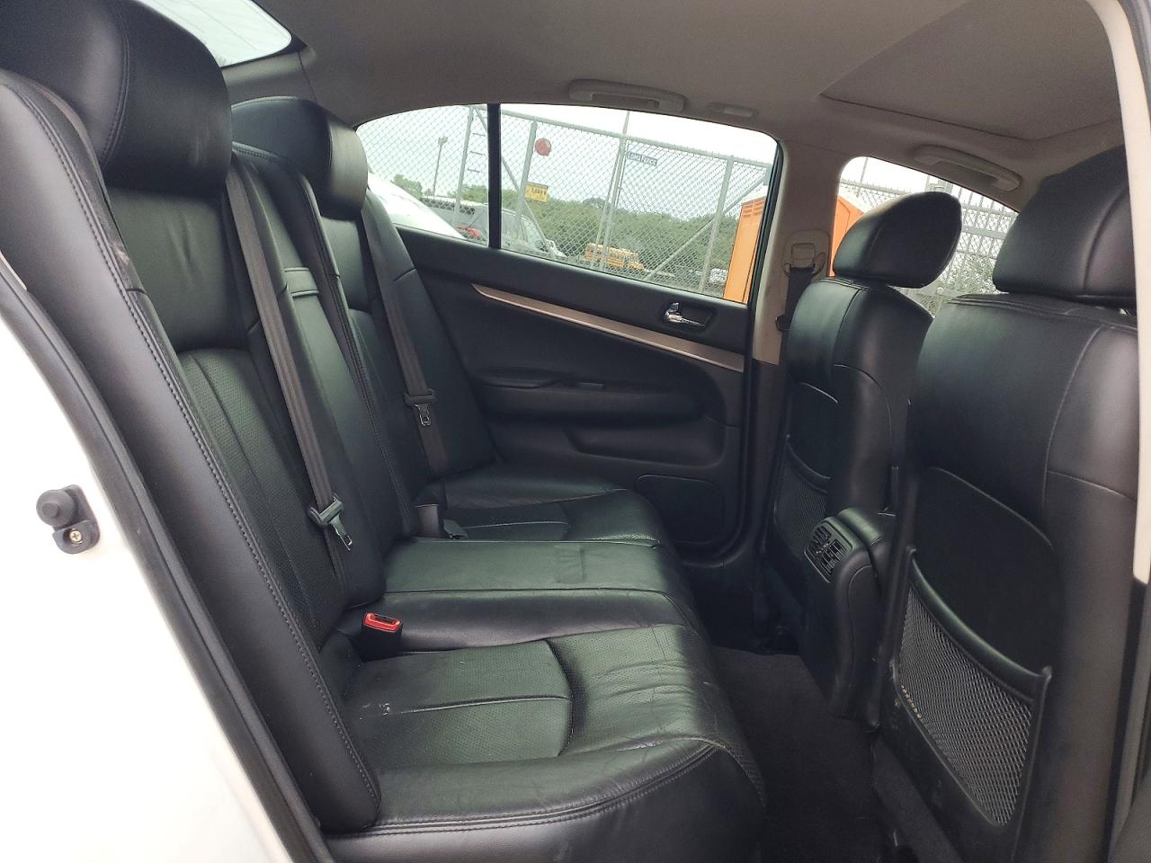 INFINITI Q40 Base