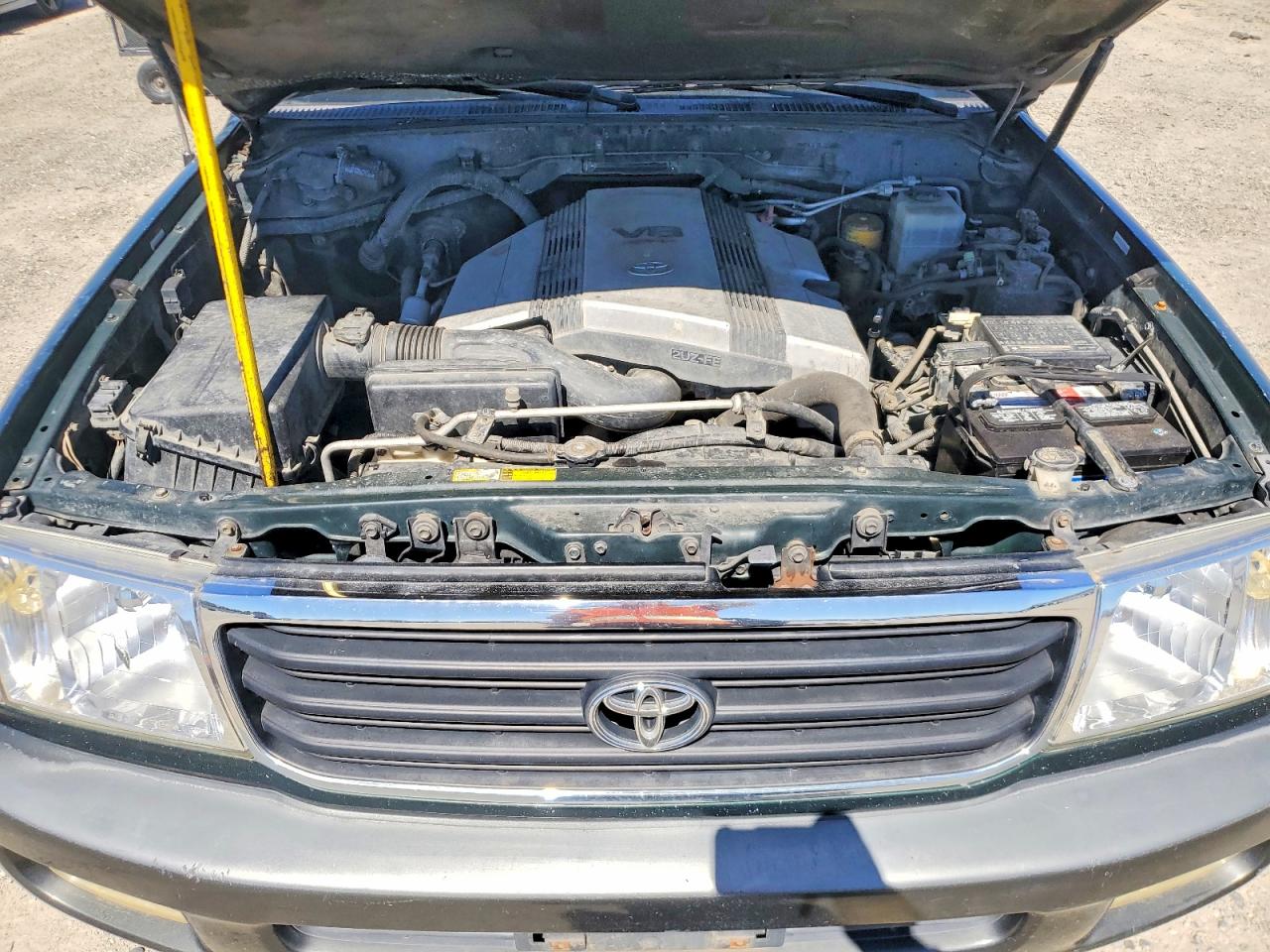 Toyota Land Cruis Base