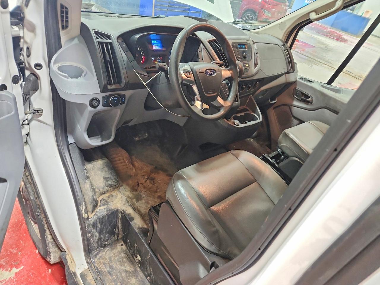 Ford Transit T-250