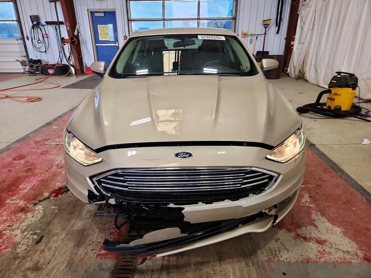 Ford Fusion Se Hybrid