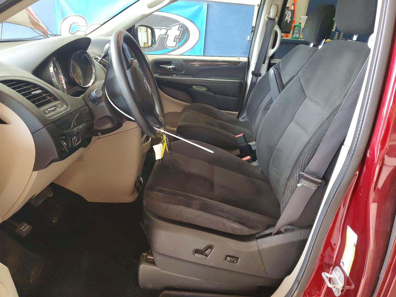 Dodge Caravan Se