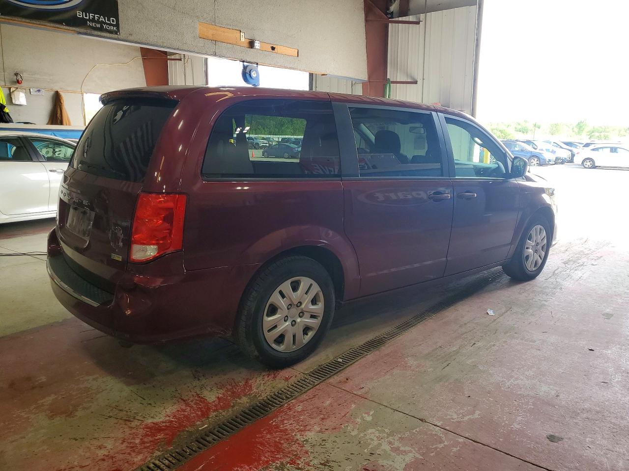 Dodge Caravan Se