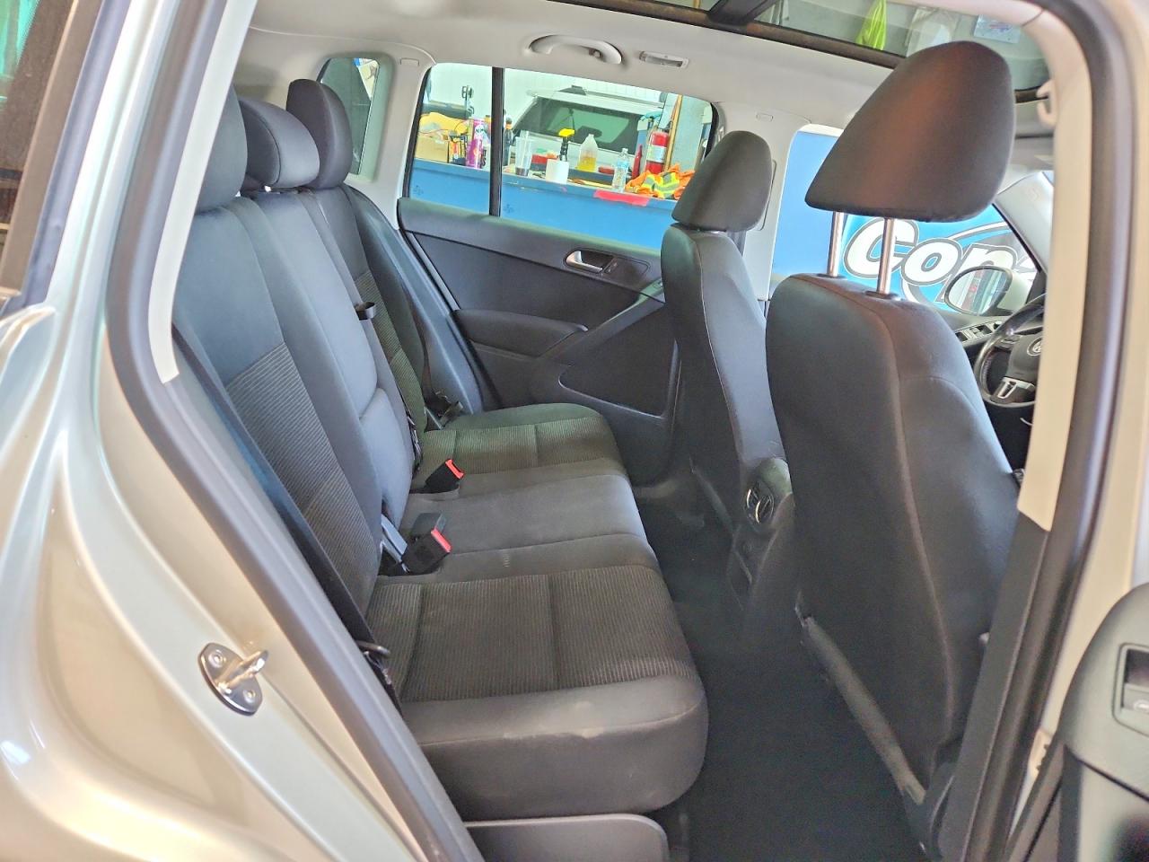 Volkswagen Tiguan S