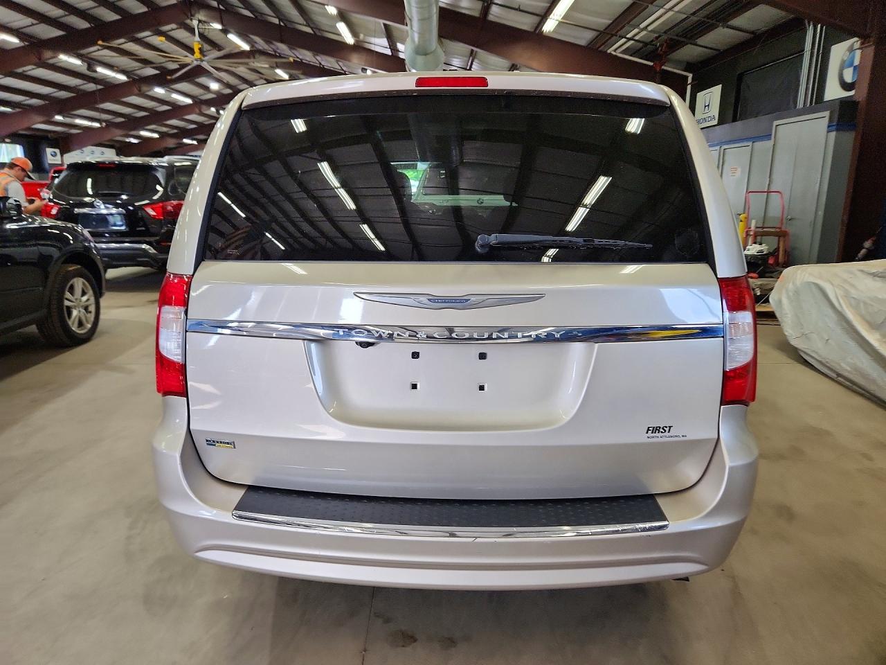 Chrysler Minivan Touring