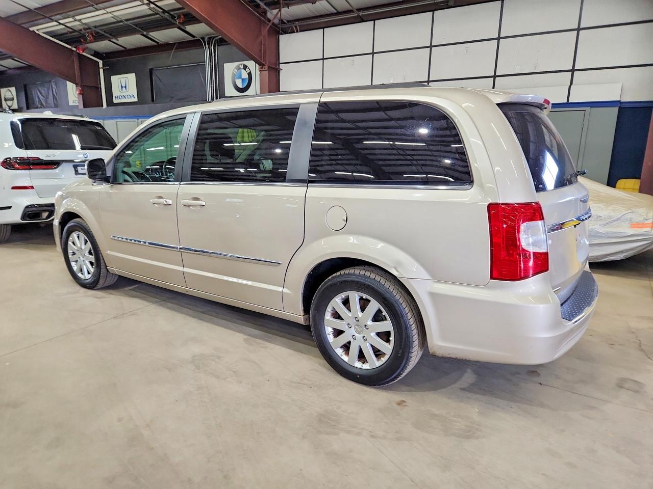 Chrysler Minivan Touring
