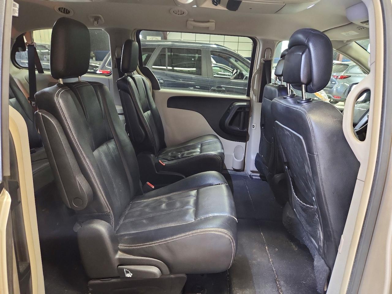 Chrysler Minivan Touring