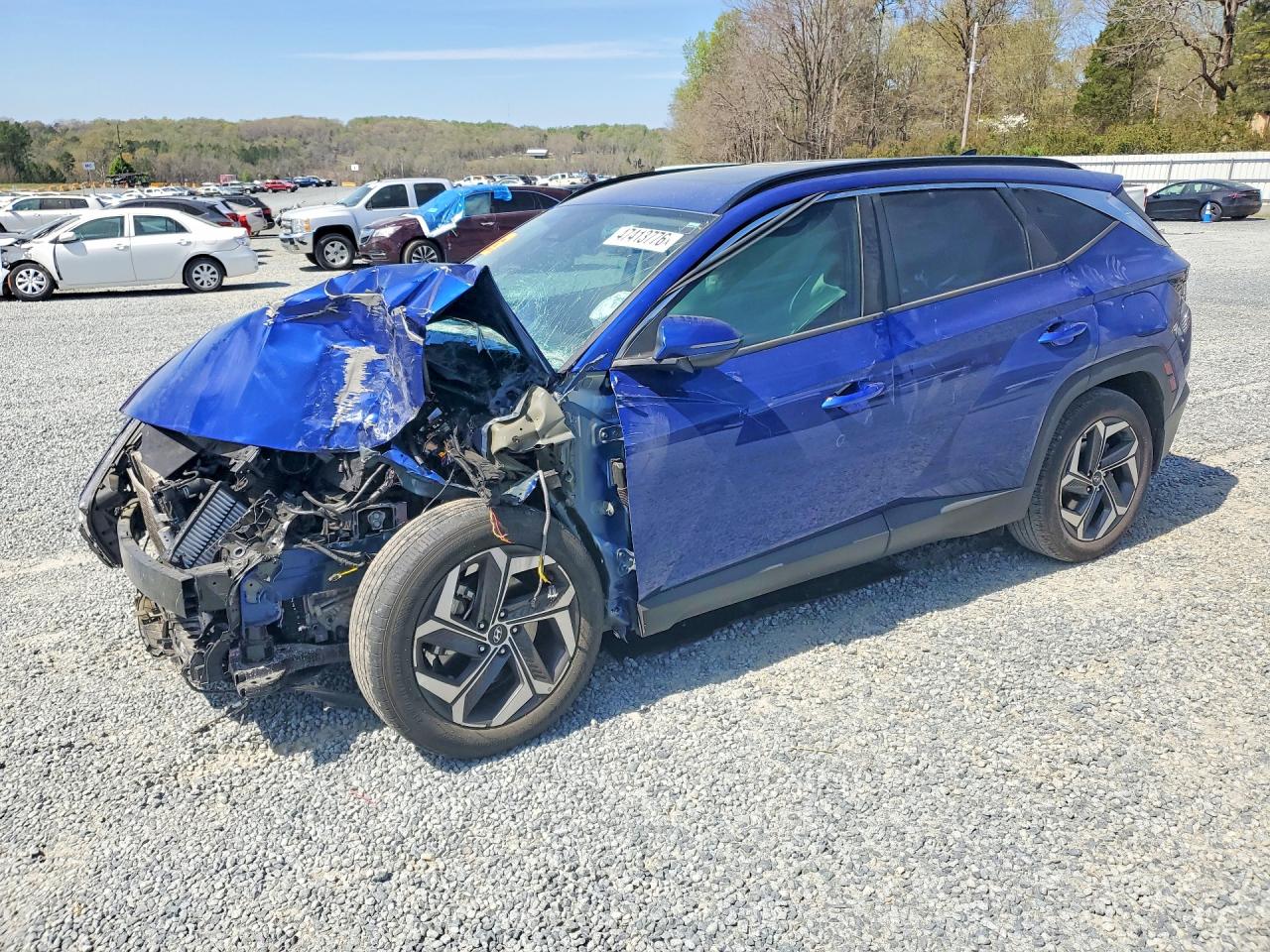 Salvage Hyundai TUCSON Image