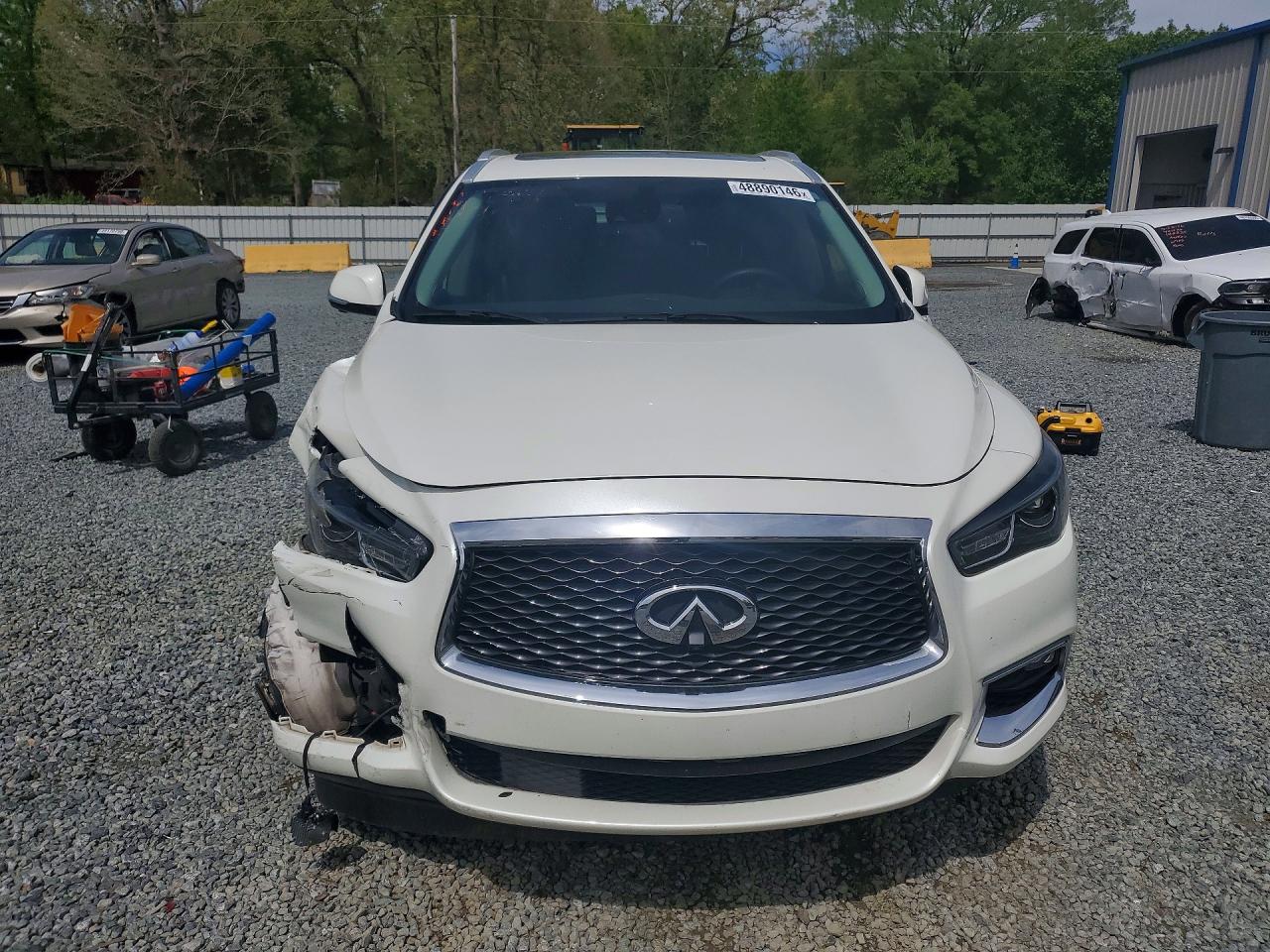 INFINITI Qx Luxe