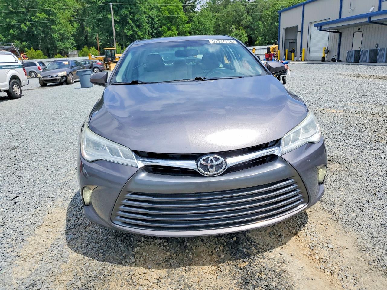 Toyota Camry Xle V6