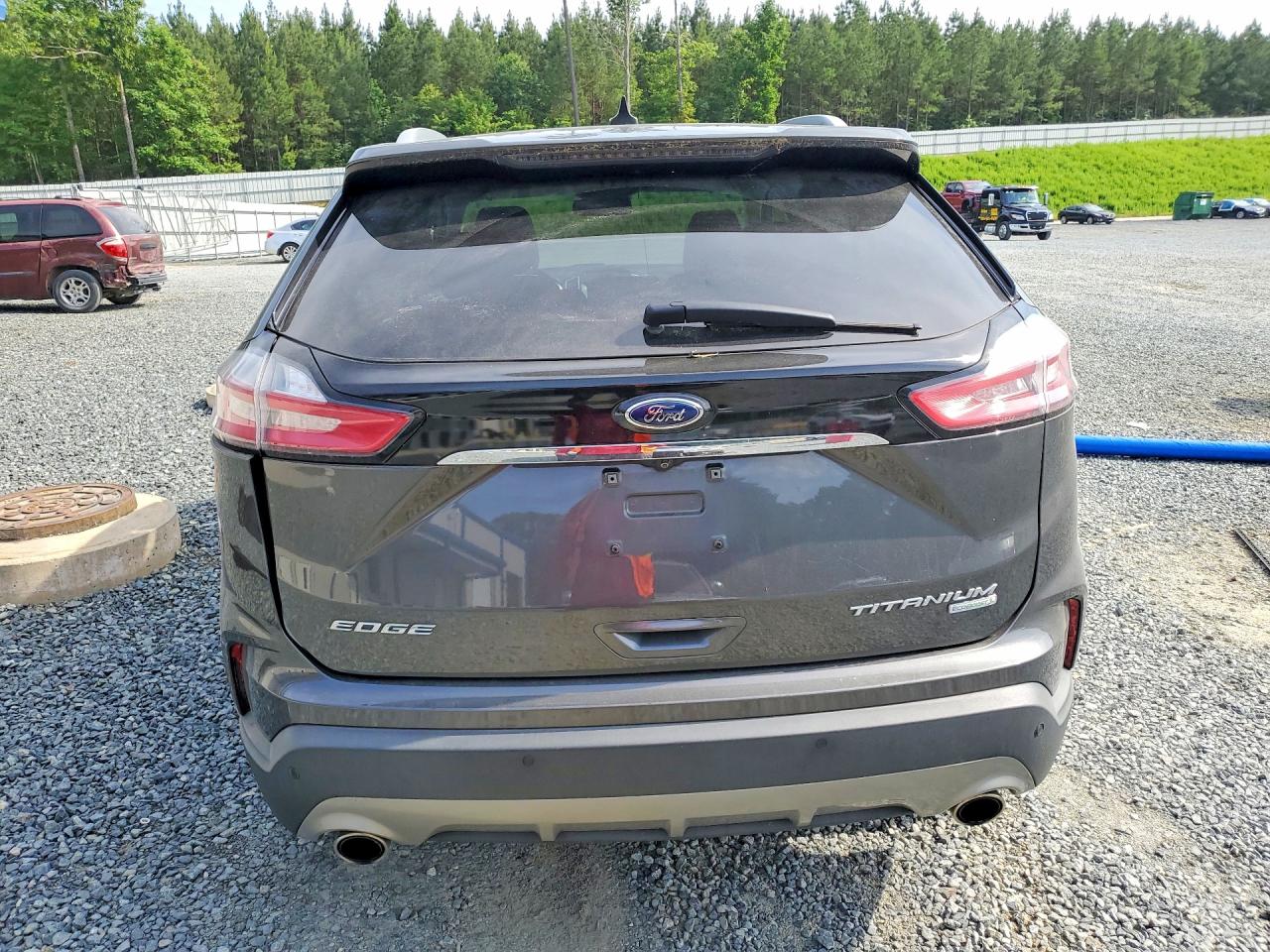 Ford Edge Titanium
