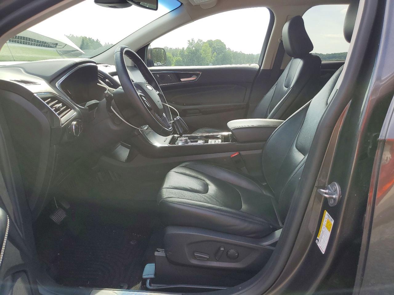 Ford Edge Titanium