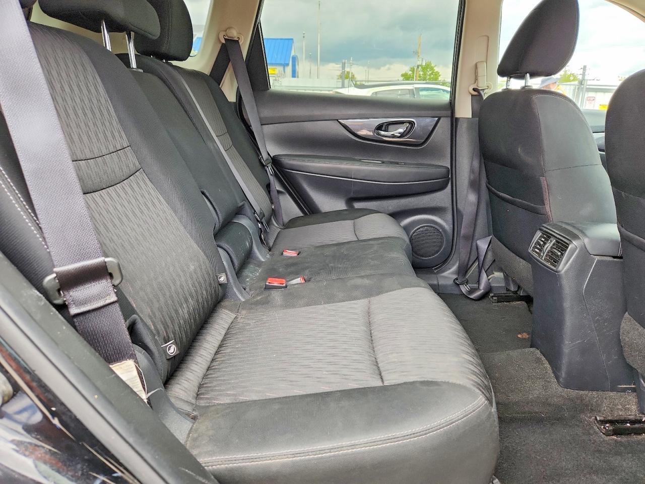 Nissan Rogue Sv