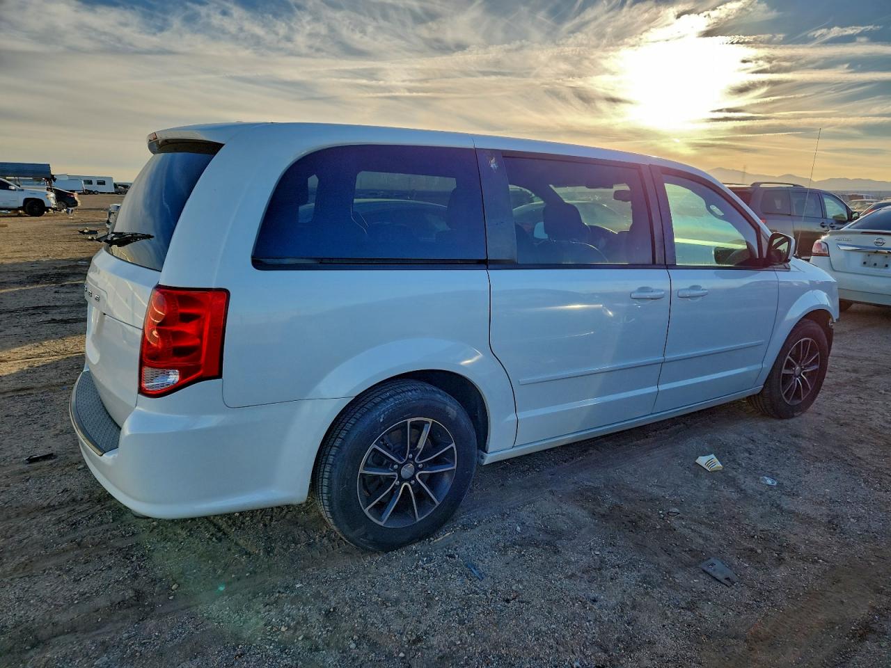Dodge Caravan Sxt