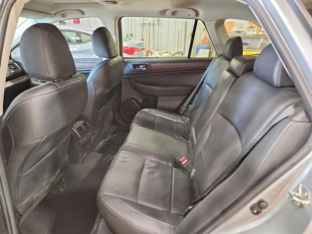 Subaru Outback 3.6r Limited