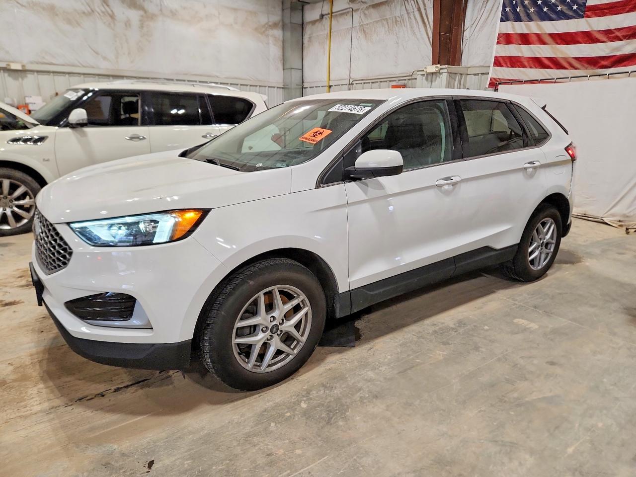 Salvage Ford Edge Image