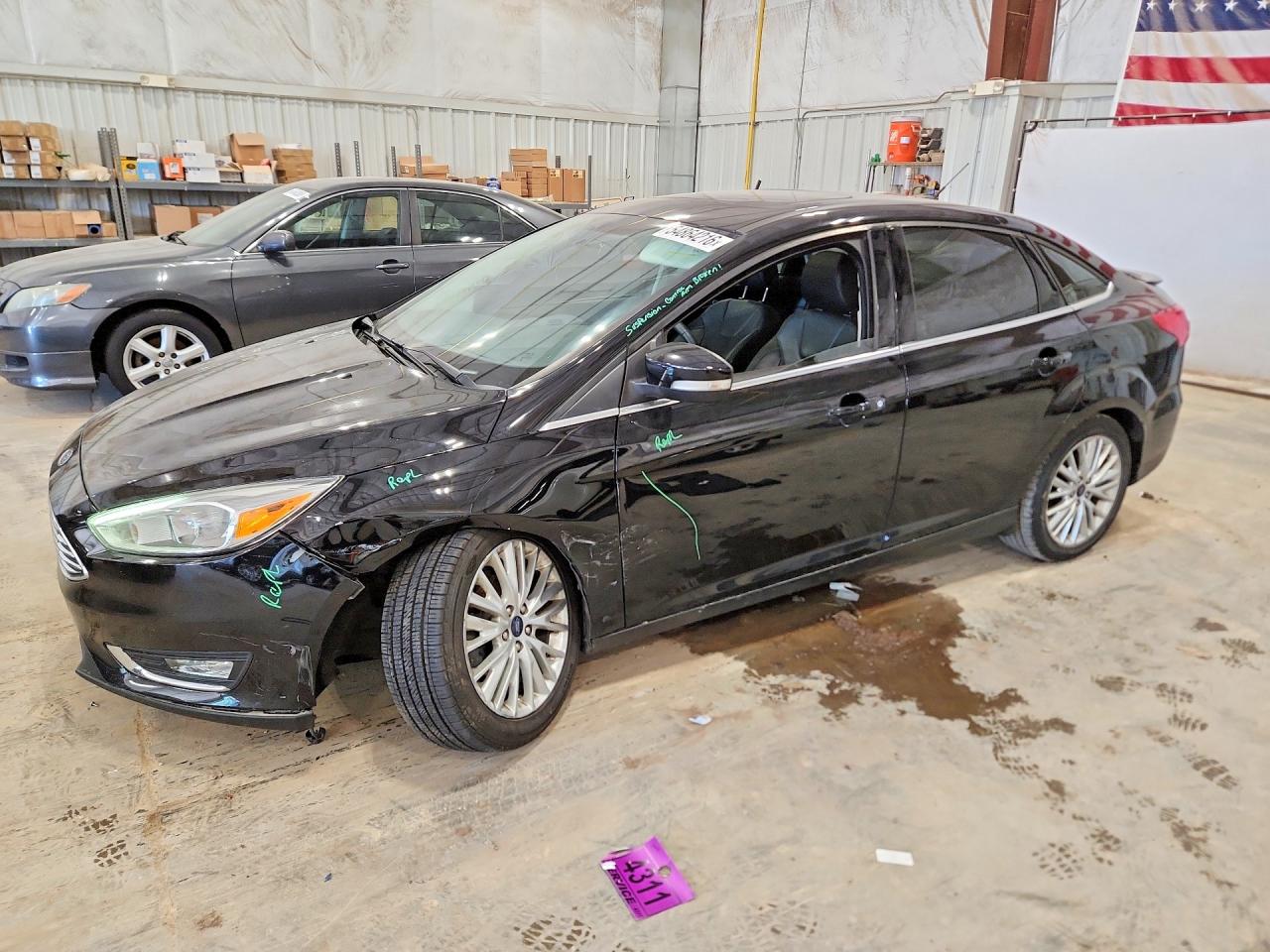 Salvage Ford Focus Image