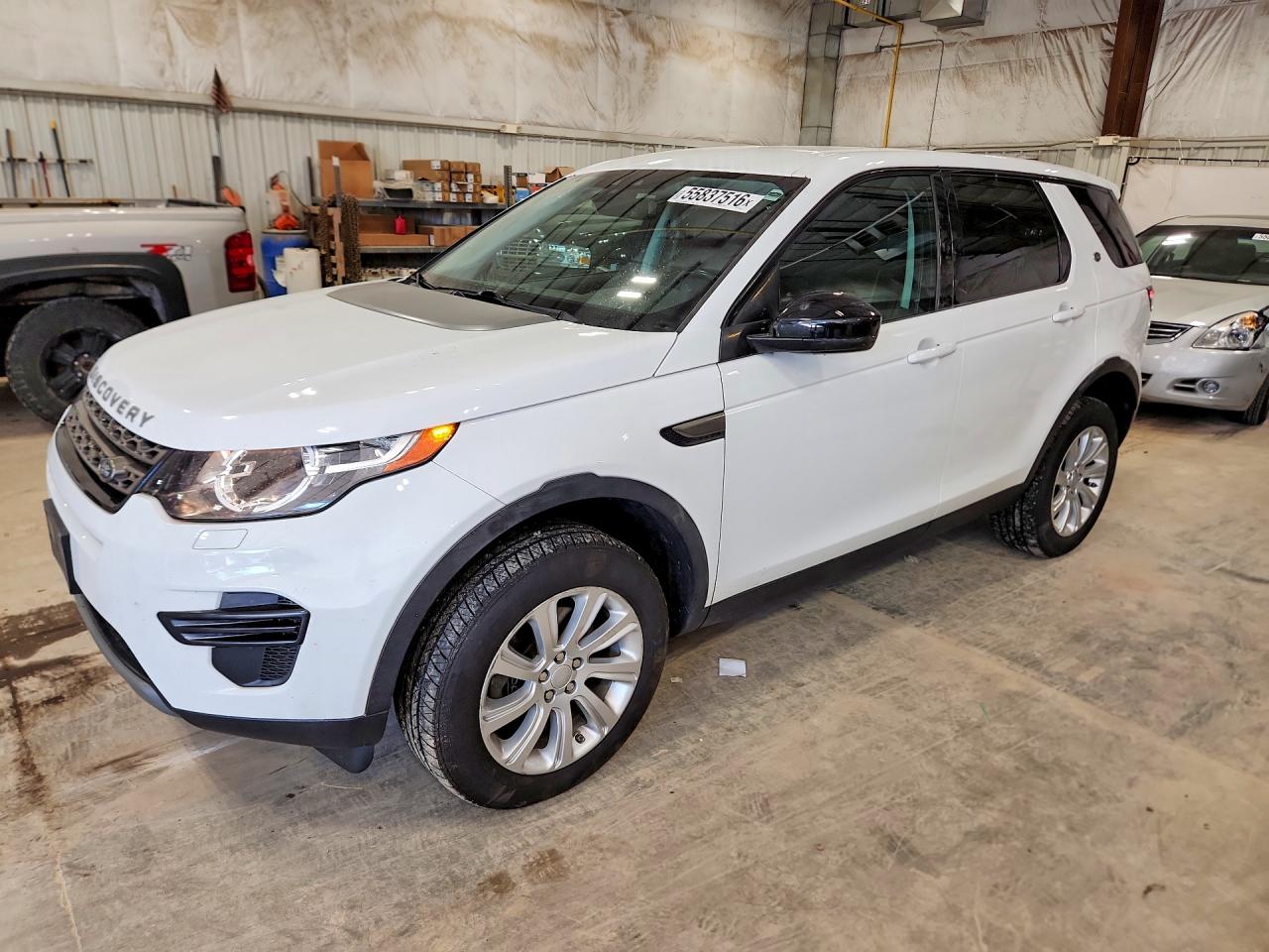 Salvage Land Rover Discovery Image
