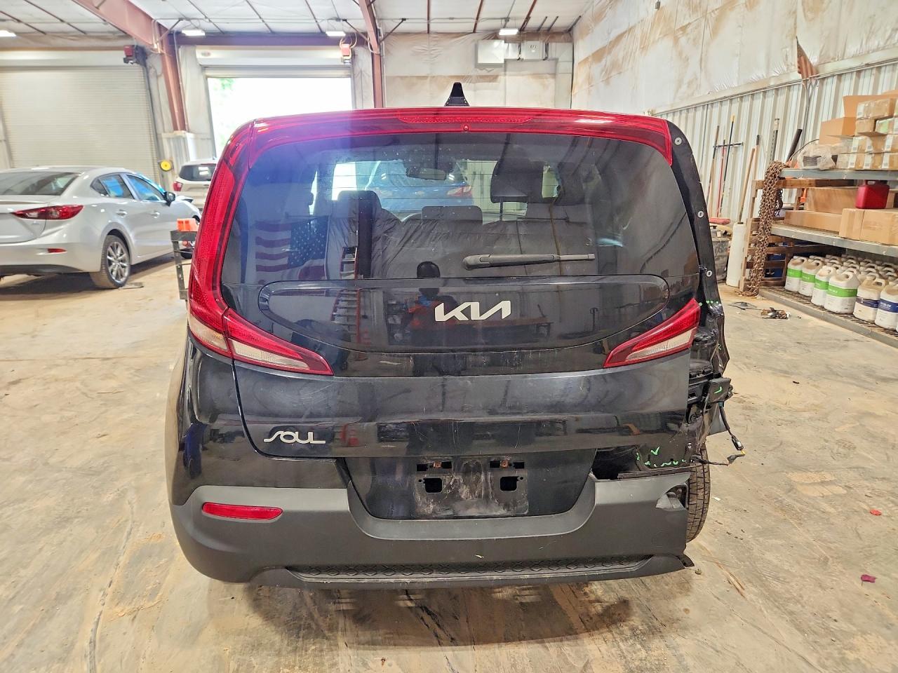 Kia Soul Lx