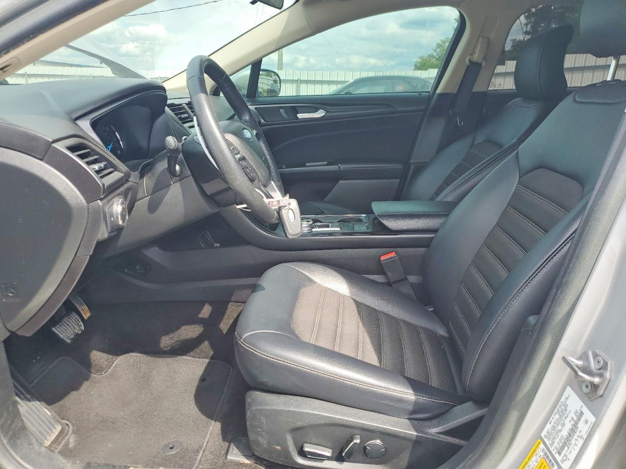 Ford Fusion Se Hybrid