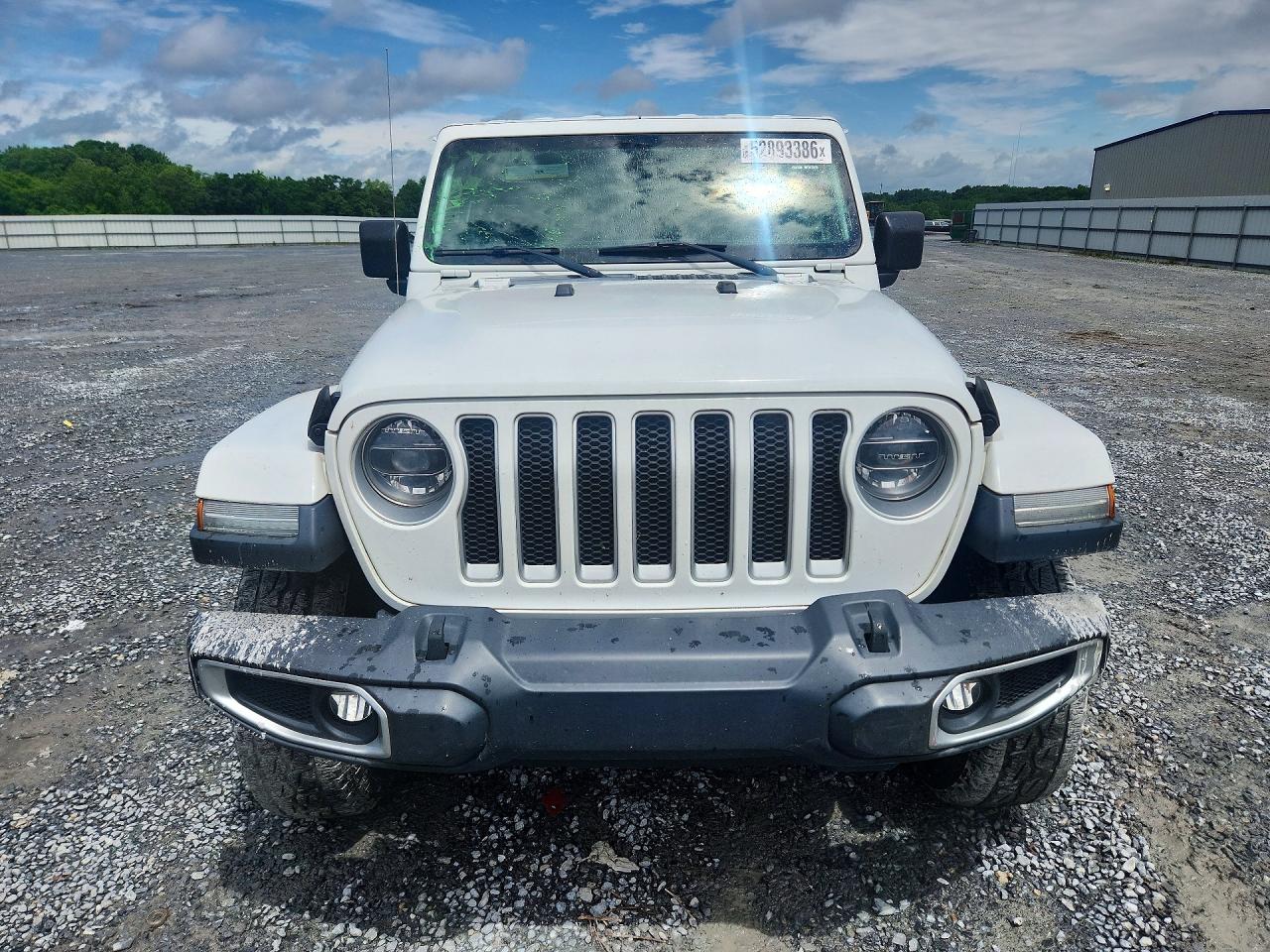 Jeep Wrangler Sahara