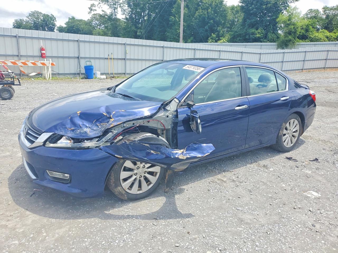 Salvage Honda Accord Image