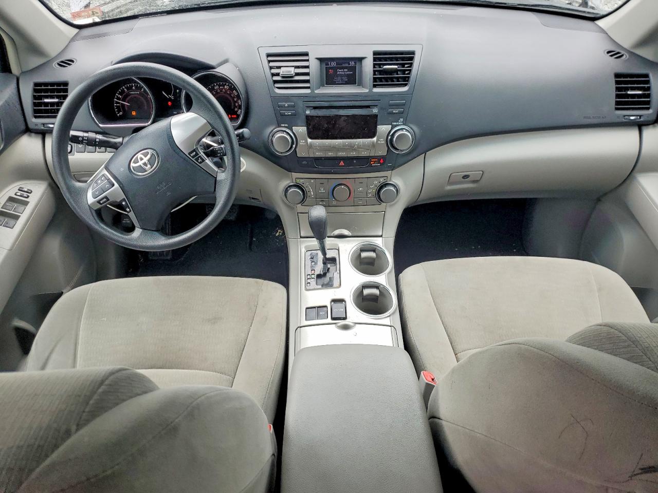 Toyota Highlander Base