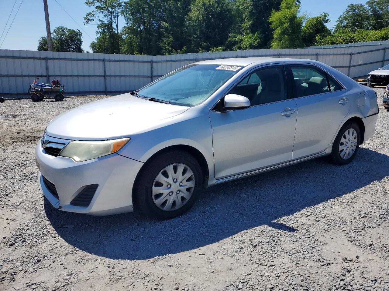 Salvage Toyota Camry Image