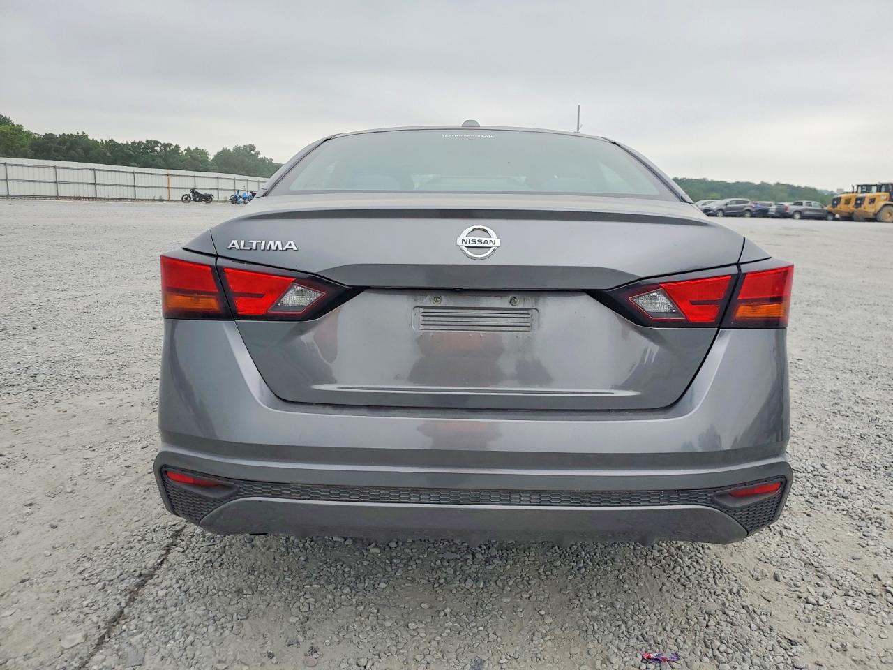 Nissan Altima S