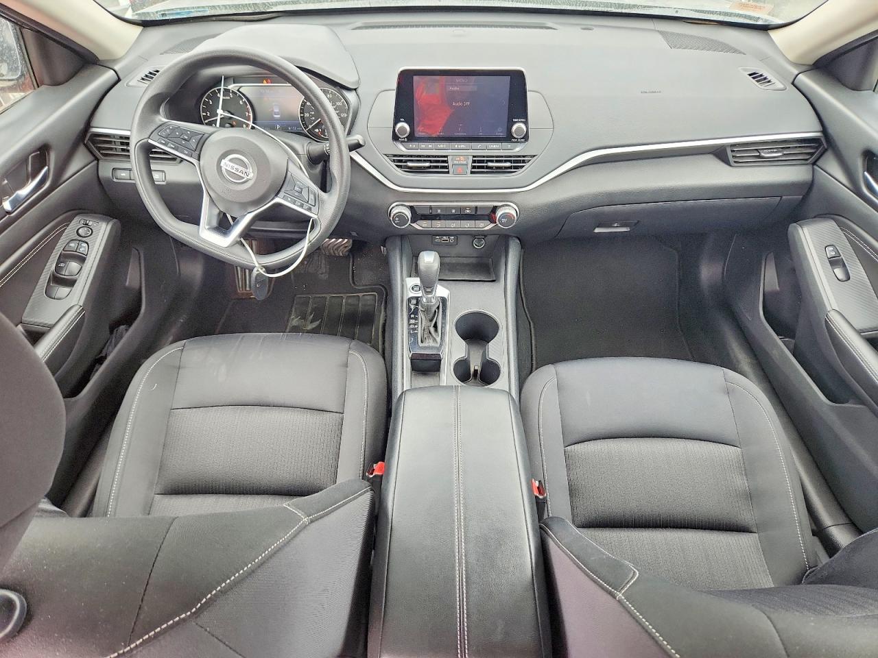 Nissan Altima S