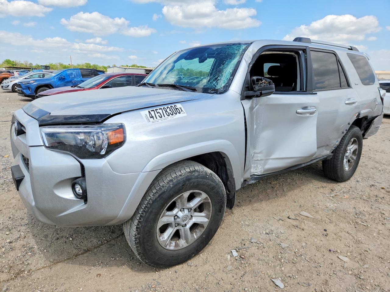 Salvage Toyota 4Runner Image